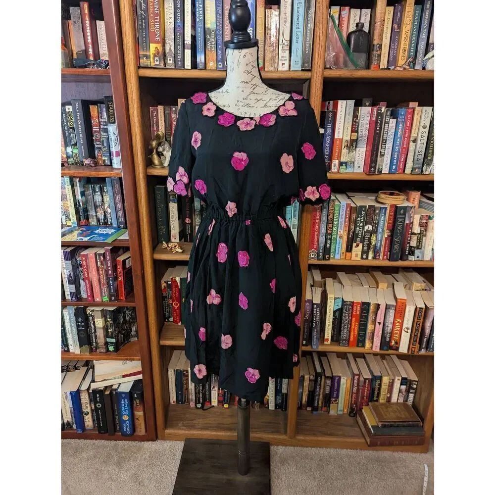 Vintage William Pearson Women’s Medium Silk Floral Dress Gown Black Pink